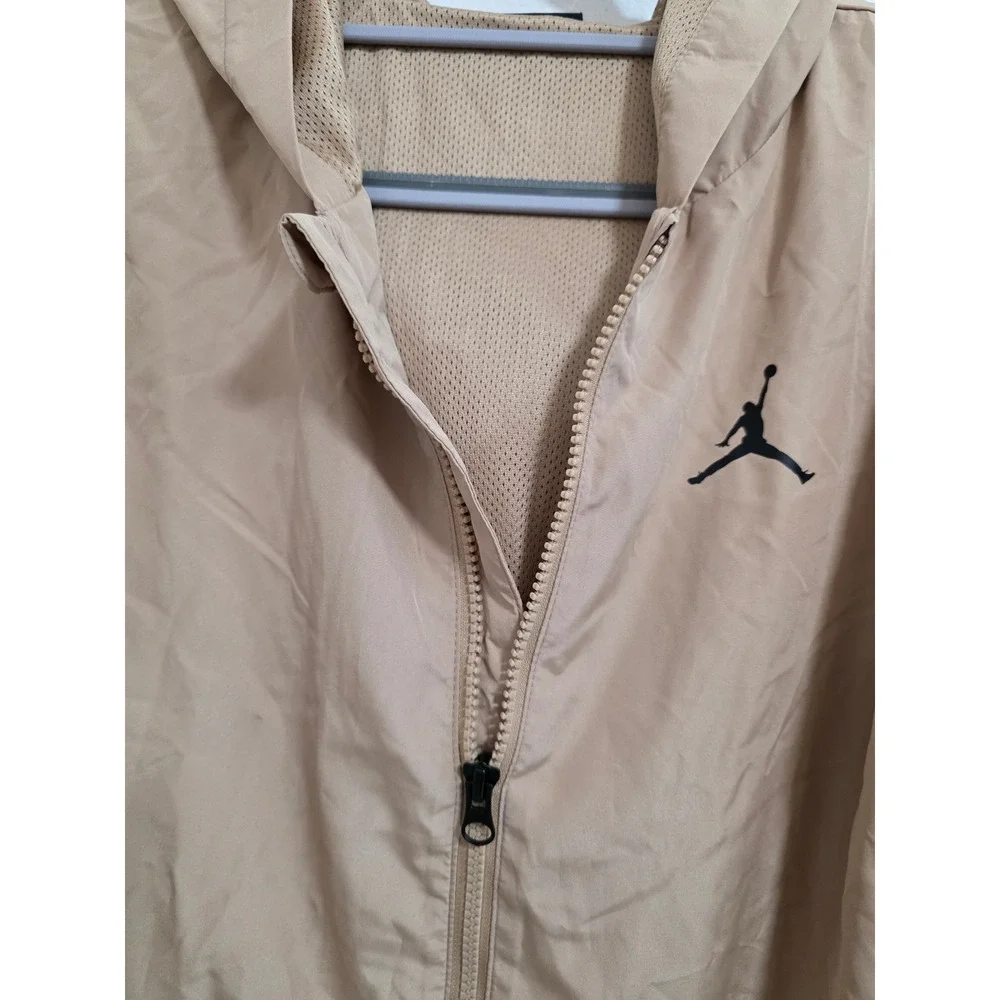 Jordan Boys kids Windbreaker Jacket Tan Khaki Jumpman‎ Logo Full Zip Hooded Lg